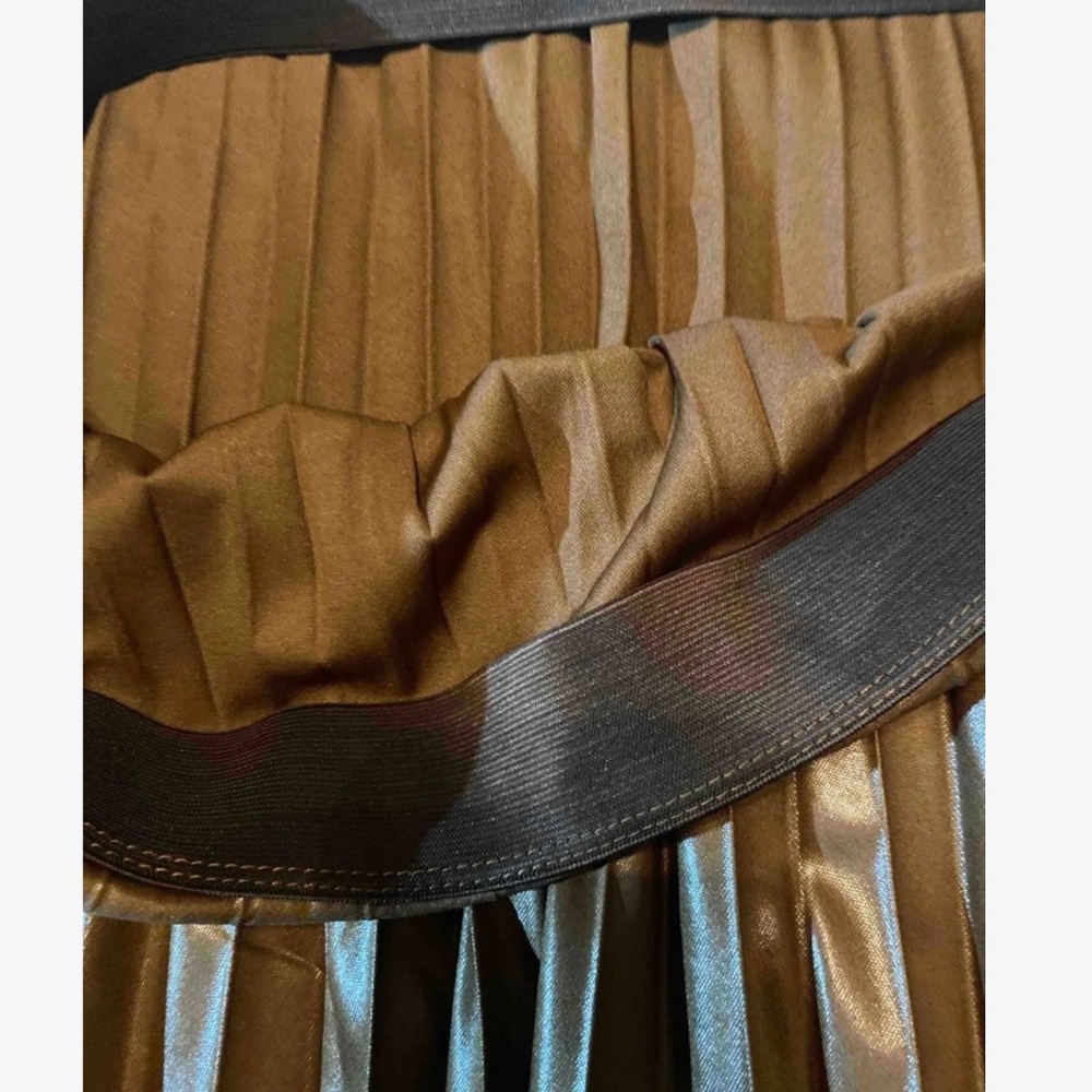 Luxe stretchy Waist Pleated Midi Skirt - Picture 6 of 7